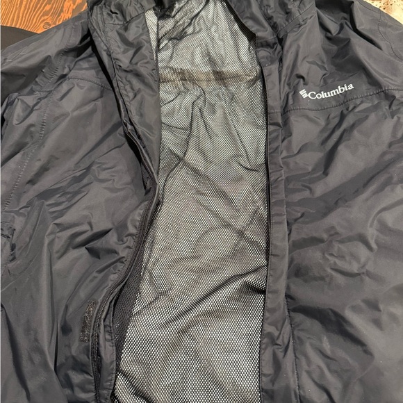 Columbia Black Windbreaker Jacket WaterProof - Picture 6 of 7